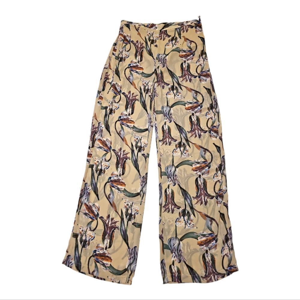 Pretty Little Thing Plus Dusty Pink Floral Wide Leg‎ Trousers Size 14, NWT - Picture 3 of 10